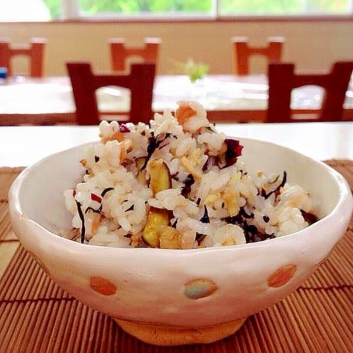 我が家の夏の定番食!食欲増進!簡単夏のまぜごはん!